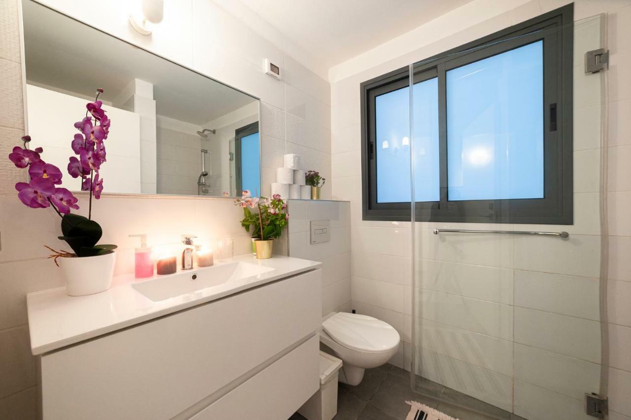 Luxury 2 Bedrooms Apartments Rothschild + Balcony Tel Aviv Exterior foto